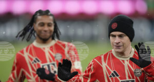 УЕФА няма да накаже допълнително футболистите на Байерн Мюнхен Майкъл Олизе и Йозуа Кимих