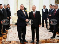 Унгария: как Путин помага на Орбан да спечели изборите Ръкостискане между лидерите на Русия и Унгария Владимир Путин и Виктор Орбан по време на срещата в Сенатския дворец в Кремъл, 28 ноември 2025 г.