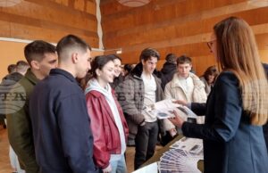 Университети презентират обучението си пред гимназисти на изложение в Монтана