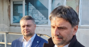 Установен е незаконен цех с милиони блистери и ампули, вероятно с анаболни вещества, каза директорът на СДВР гл. комисар Любомир Николов