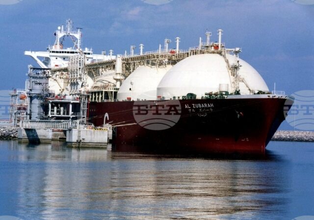 Цената на газа в Европа достигна най-високо ниво от над Цената на газа в Европа достигна най-високо ниво от над три години заради спрените доставки от Катар