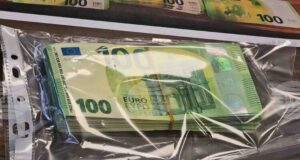 Четирима души са задържани при акция на ГДБОП срещу разпространение на фалшиви пари, откритите банкноти са на стойност около 1 млн. евро