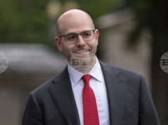 Членът на УФР Стивън Миран все още смята, че УФР трябва да понижи лихвите, съобщи телевизия Блумбърг Членът на УФР Стивън Миран все още смята, че УФР трябва да понижи лихвите, съобщи телевизия Блумбърг