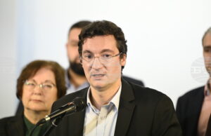 Чувствам подкрепа, ще надживеем този труден период за БСП, каза Крум Зарков