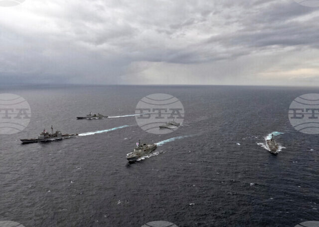 Южна Корея ще разгледа внимателно искането на Тръмп за изпращане на военни кораби в Ормузкия проток