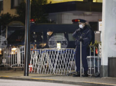 Япония изрази съжаление пред Китай и арестува войник, заподозрян в проникване в китайското посолство