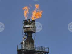 Японското правителство обмисля „намеса на пазара на петролни фючърси“, предаде Ройтерс Японското правителство обмисля "намеса на пазара на петролни фючърси", предаде Ройтерс