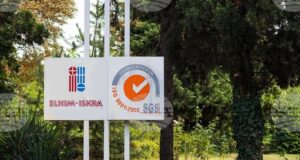 „Елхим-Искра“ спира работа само временно, обявиха от предприятието