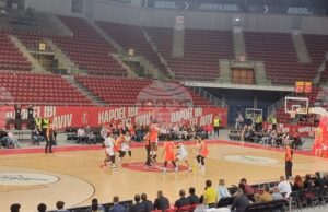 В София Апоел Тел Авив нанесе четвърта поредна загуба на Фенербахче в баскетболната Евролига