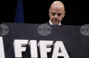 Джани Инфантино: Натъжен съм от новината за смъртта на Борислав Михайлов