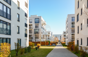 Жилищният пазар в България преминава от еуфория към нормализация, сочи анализ Жилищният пазар в България преминава от еуфория към нормализация, сочи анализ