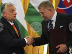 За вдигане на европейските санкциите срещу руския петрол и газ се обявиха премиерите на Словакия и Унгария