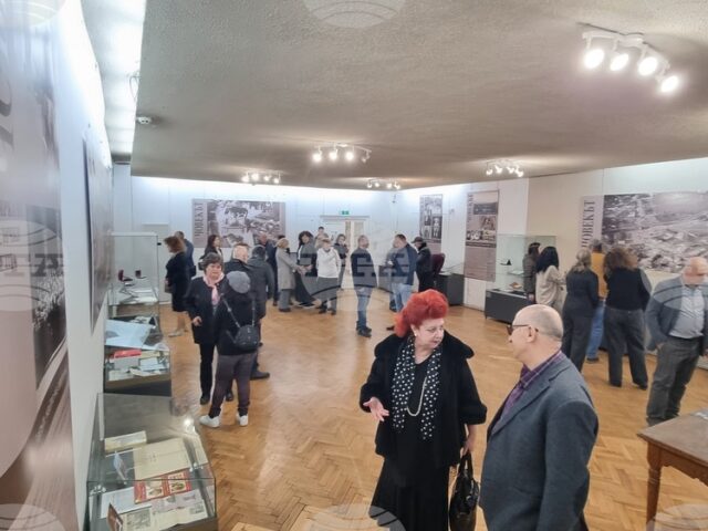 Изложба по случай 100 години от рождението на краеведа и публицист Цанко Живков беше открита в Перник