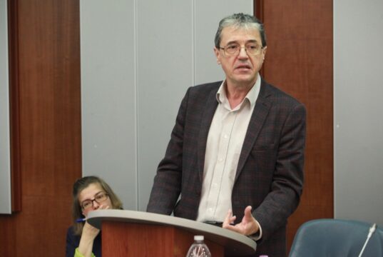 Между протестите, умората и неизвестното – ще донесат ли изборите реална промяна? Антоний Тодоров