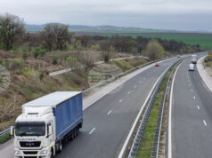 Мъж загина, след като бе ударен от камион на магистрала „Марица“, съобщиха от полицията