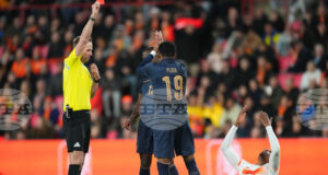 Нидерландия завърши наравно с Еквадор в контрола