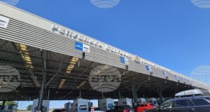 Интензивен е трафикът за леки автомобили на ГКПП „Капитан Андреево“ и „Калотина“, както и на граничните преходи с Румъния