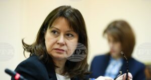 Няма никакви основания да се допуснат големите увеличения, които топлофикациите в страната искат, каза омбудсманът Велислава Делчева