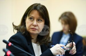 Няма никакви основания да се допуснат големите увеличения, които топлофикациите в страната искат, каза омбудсманът Велислава Делчева