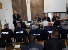 Нямаме фаворити, целта е нулева манипулация на вота, каза служебният министър на вътрешните работи Емил Дечев в Шумен