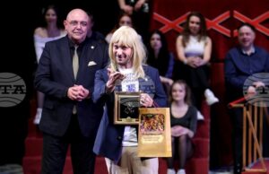 ОБНОВЕНА Театър „София“ и Малък градски театър „Зад канала” са фаворитите на „Златен кукерикон“ тази година