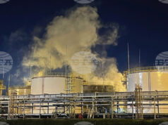 ОБНОВЕНА Украйна нанесе удари по нефтопреработвателно предприятие и пристанище в Русия, съобщи командирът на украинските безпилотни сили ОБНОВЕНА Украйна нанесе удари по нефтопреработвателно предприятие и пристанище в Русия, съобщи командирът на украинските безпилотни сили