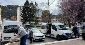 Общините в Кюстендилска област са получили 230 паравана за секциите на предстоящите избори