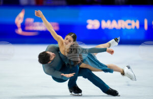 Олимпийските, световни и европейски шампиони при танцовите двойки Лоранс Фурние Бодри и Гийом Сизерон са фигуристи номер 1 на сезона