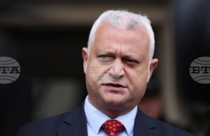 Прокуратурата е големият отсъстващ по случаите с Петьо Петров, Мартин Божанов и „Петрохан“, каза служебният вътрешен министър Емил Дечев