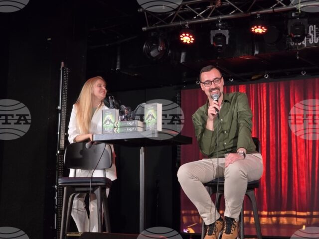 Радвам се на успеха на „Мамник“, защото това е успех за жанровата литература, каза писателят Васил Попов