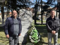 С поднасяне на венец пред паметника на чешкия лесовъд Юлиус Милде започнаха честванията по повод Седмицата на гората в Самоков