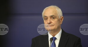 С подписаното споразумение за сигурност с Украйна ние не поемаме никакви военни ангажименти, каза министърът на отбраната Атанас Запрянов