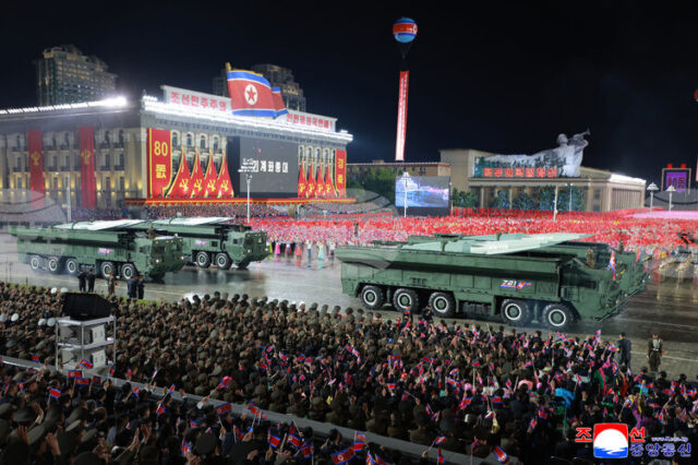 Северна Корея изстреля днес балистични ракети с малък обсег към Японско море, съобщи южнокорейската армия