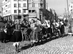 След като преминат през лазаруване, девойките могат да ходят по седенки и да бъдат поискани за жени, разказа доц. Веселка Тончева