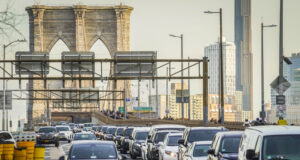 Смъртните случаи при ПТП в САЩ намаляват през 2025 г. до рекордно ниско за последните 6 г. ниво