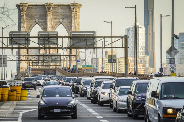 Смъртните случаи при ПТП в САЩ намаляват през 2025 г. до рекордно ниско за последните 6 г. ниво