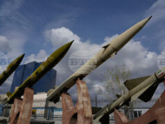 Техеран отхвърли предложение на САЩ за 48-часово примирие, съобщи иранска агенция; Израел каза, че ракети летят към негова територия от Иран