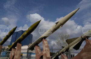 Техеран отхвърли предложение на САЩ за 48-часово примирие, съобщи иранска агенция; Израел каза, че ракети летят към негова територия от Иран