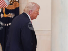 Тръмп заплаши с удари мостовете и електроцентралите в Иран