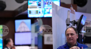 Уолстрийт отчита ръстове на фона на надежди за деескалация на конфликта в Иран