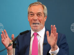 Фараж заяви, че понякога е трудно да се разбере от пресконференциите защо Вашингтон е решил да започне конфликта в Иран