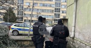 Четирима души са задържани при продължаваща специализирана полицейска операция в Шуменско, съставени са шест протокола
