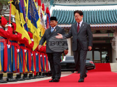 Южна Корея и Индонезия подписаха в Сеул споразумения за полезните изкопаеми и технологиите при визитата на Прабово Субианто Южна Корея и Индонезия подписаха в Сеул споразумения за полезните изкопаеми и технологиите при визитата на Прабово Субианто