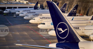 Полетите на „Луфтханза“ се върнаха към нормалния си график, съобщиха от компанията,