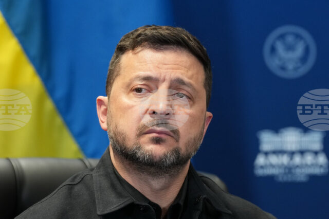 Зеленски обсъди с президента на Египет заплахите за продоволствената сигурност, предизвикани от руските удари срещу украински кораби