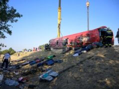 Полша изпрати медицински самолет в Будапеща след катастрофата на полски автобус в Унгария